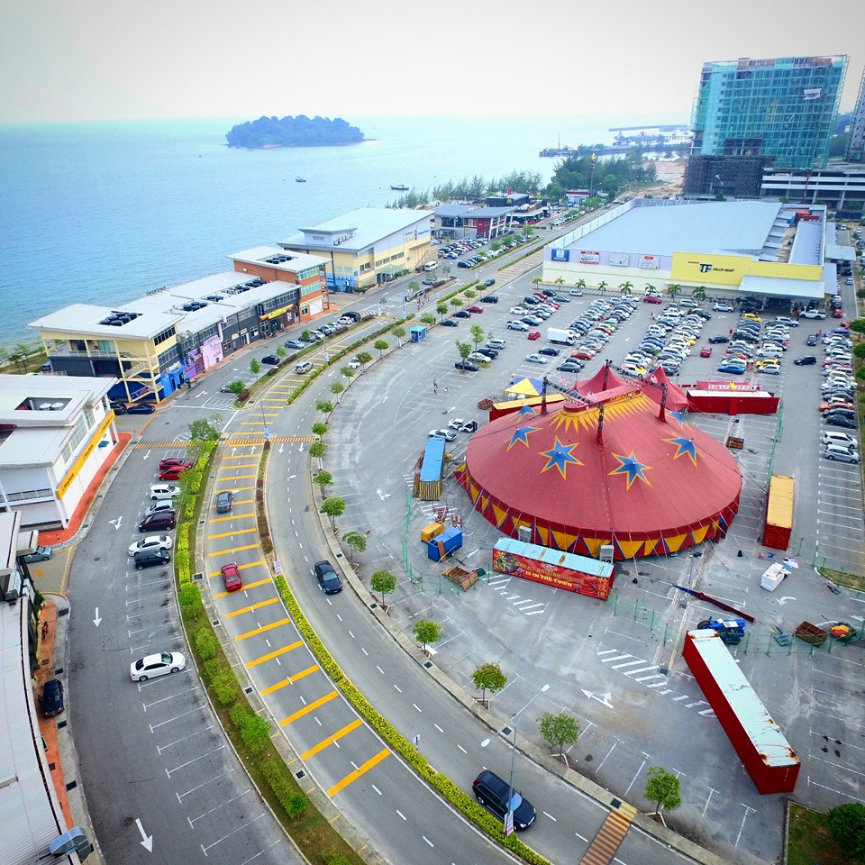 Facebook/Great British Circus Malaysia One for the road.